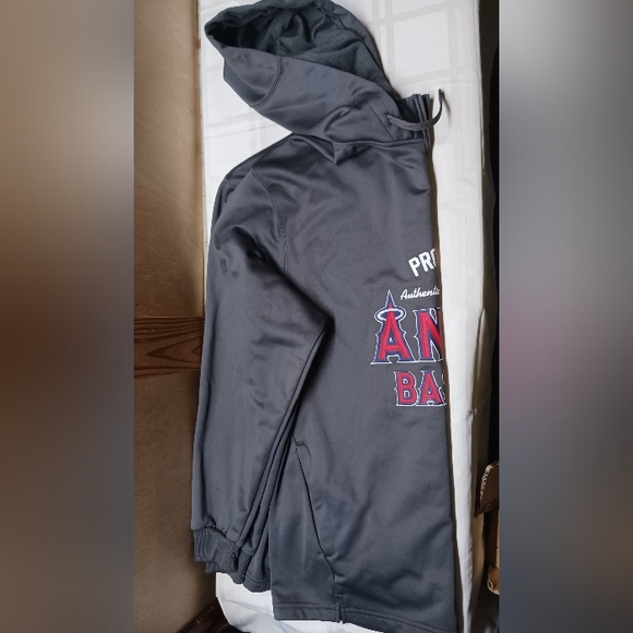 Rare Los Angeles Angels Majestic MLB authentic collection Hoodie/Size XL - Picture 5 of 12